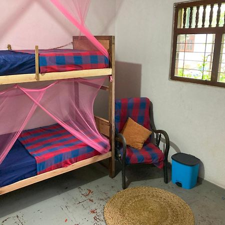 Hostel Singha Lounge Unawatuna Εξωτερικό φωτογραφία